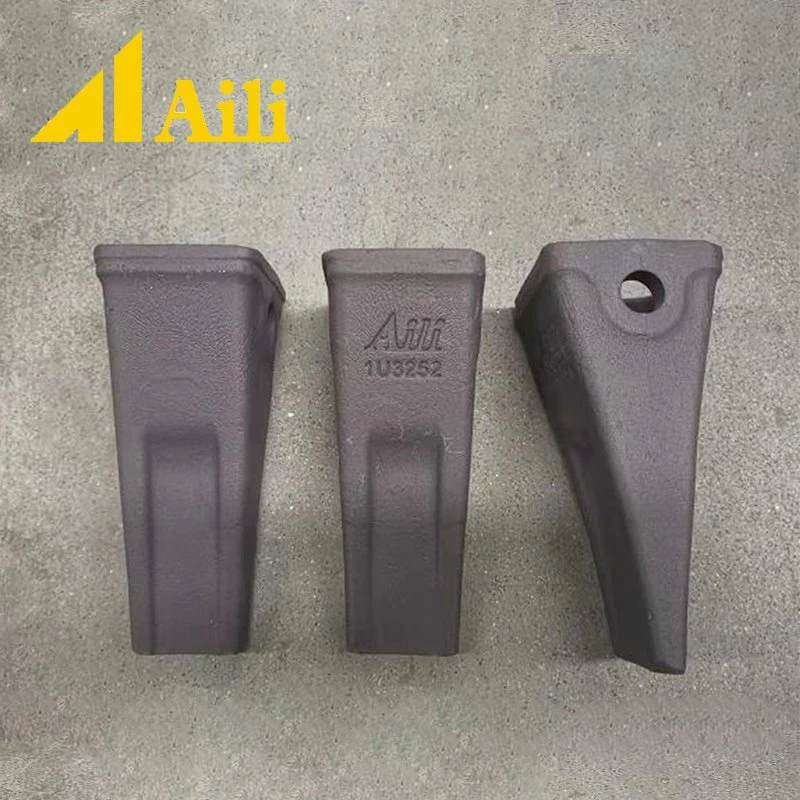1U3252 Forged Long Teeth